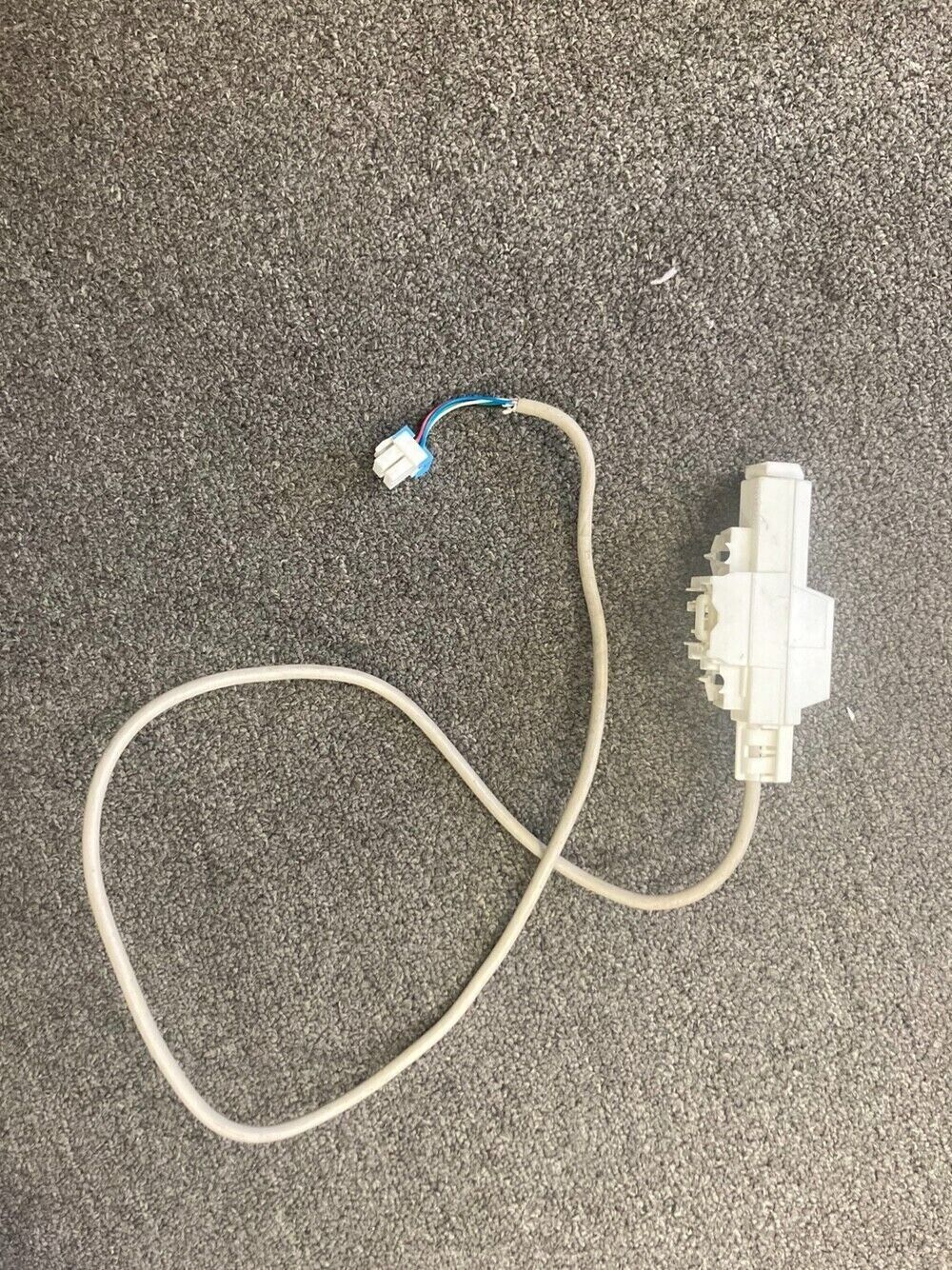 Samsung DC34-00025E Washer Lid Lock Assembly