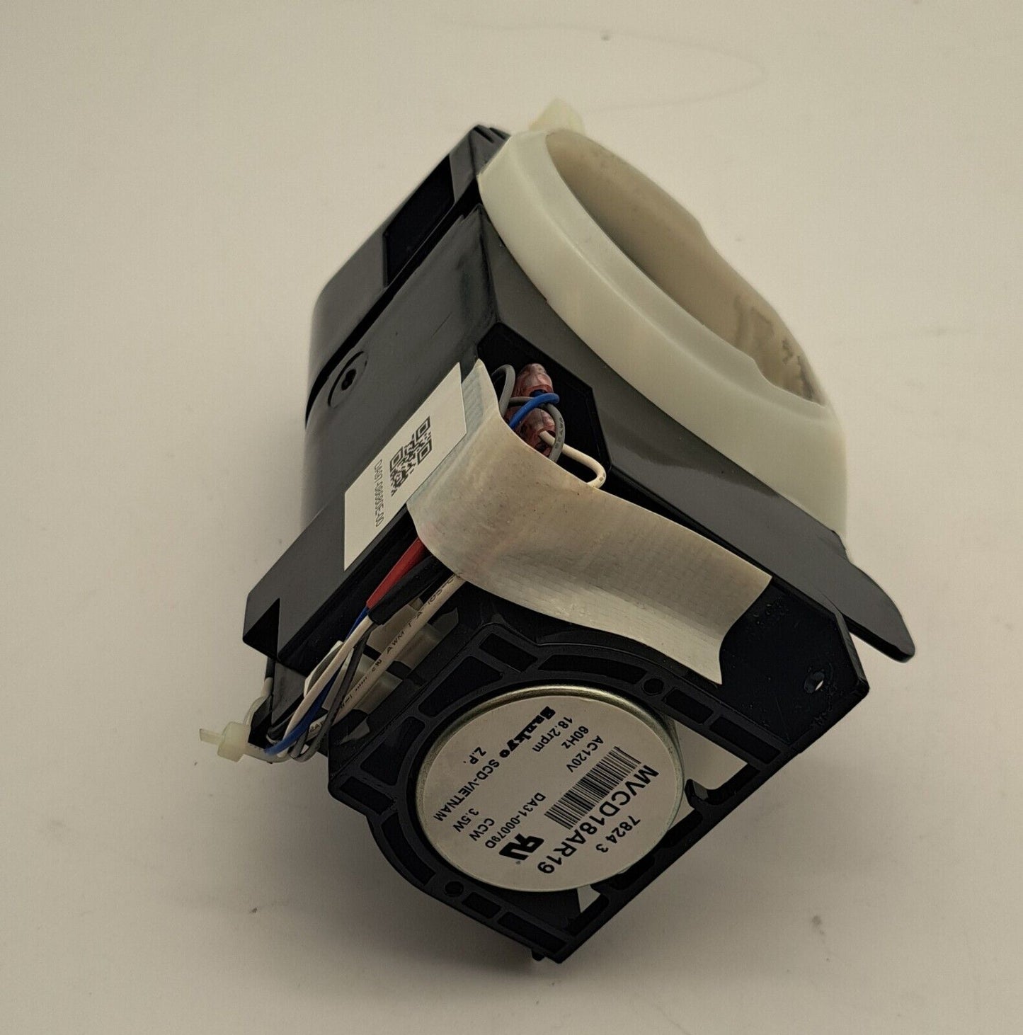 Samsung Refrigerator Ice Chute Assembly Part# DA97-08680E