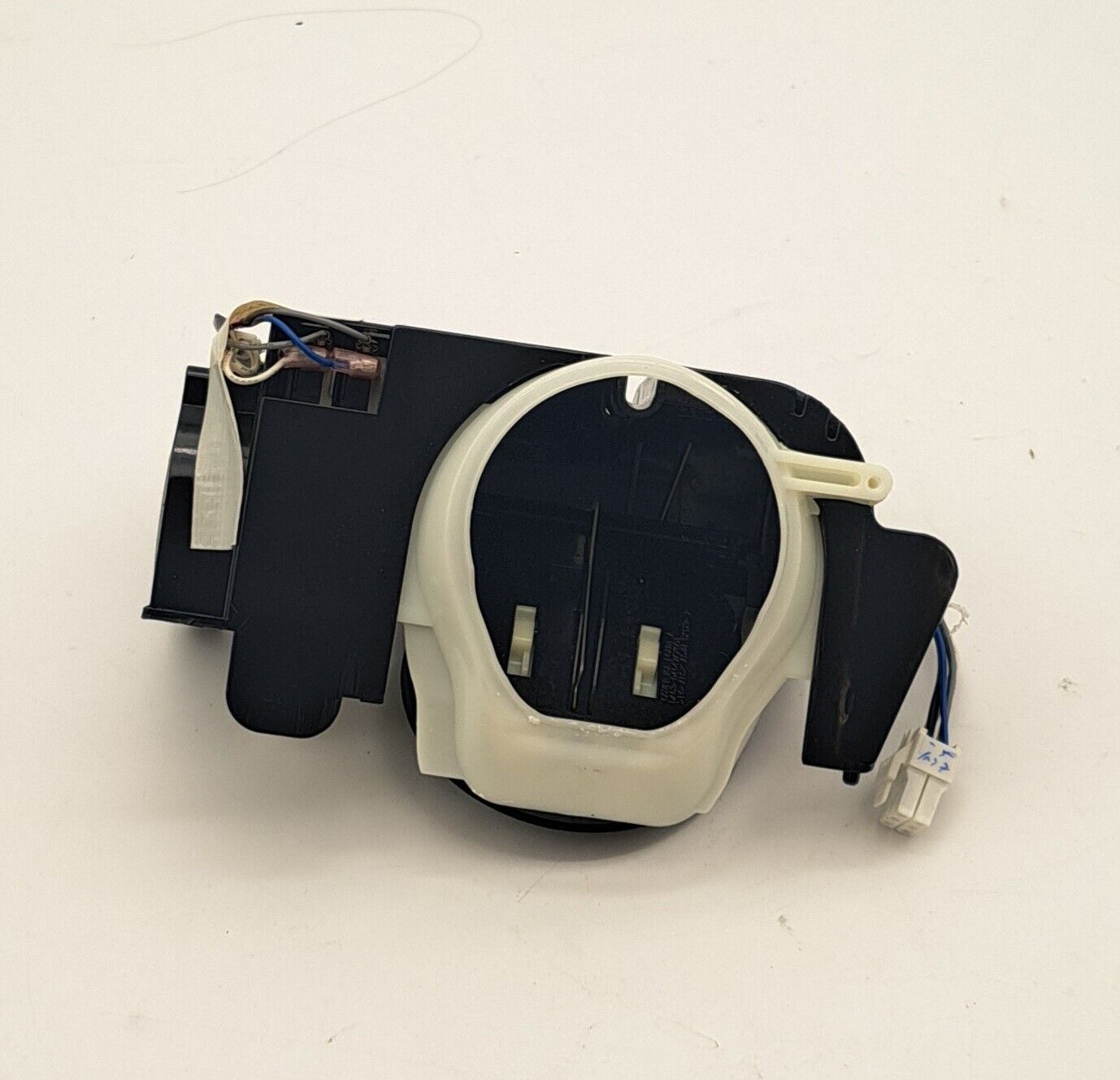 Samsung Refrigerator Ice Chute Assembly Part# DA97-08680E