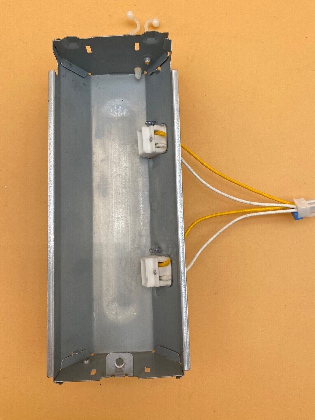 Samsung DE61-00319B Microwave light lens bracket