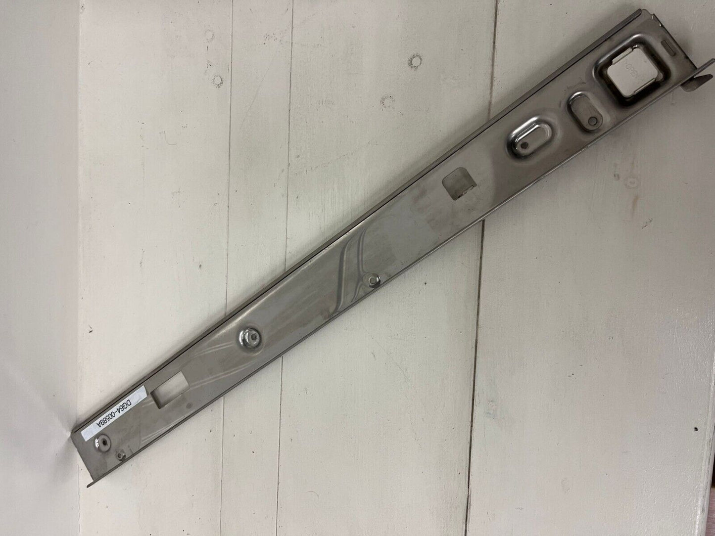 Samsung DG64-00589A Left Trim